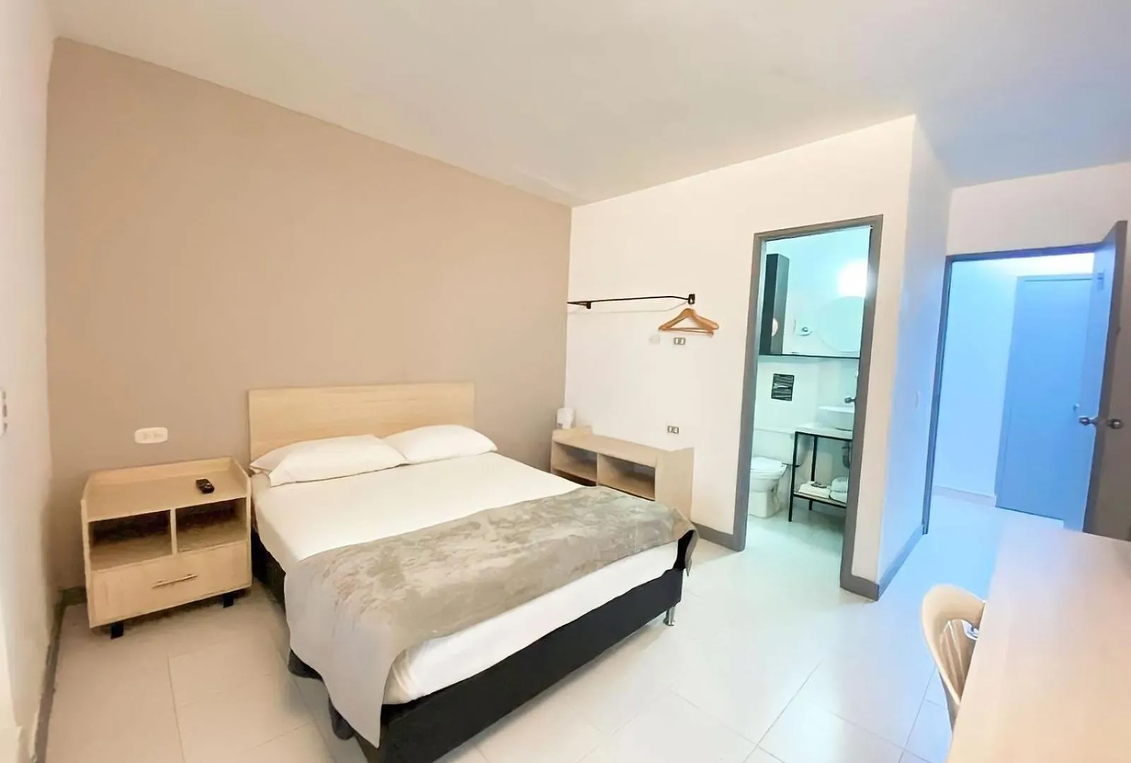 Отель Ayenda 1224 Pixel House (Adults Only) Медельин
