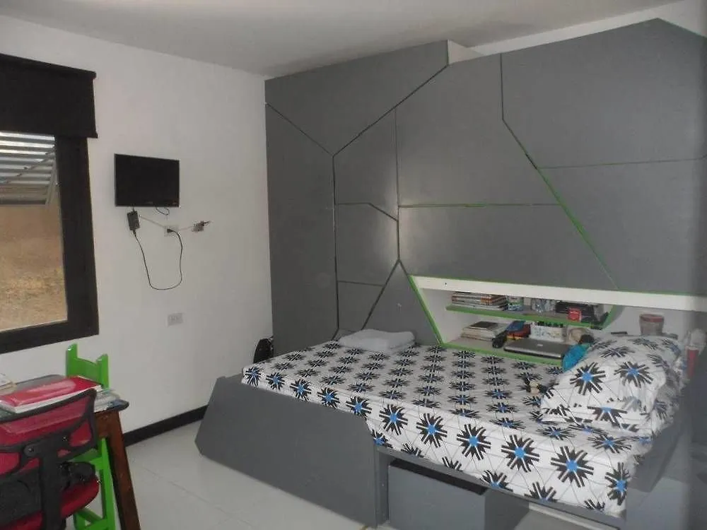 Отель Ayenda 1224 Pixel House (Adults Only) Медельин