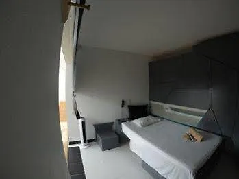 Отель Ayenda 1224 Pixel House (Adults Only) Медельин