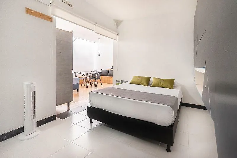Отель Ayenda 1224 Pixel House (Adults Only) Медельин